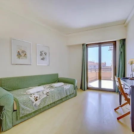3 Bedrooms In Center And South Terrace * Cannes