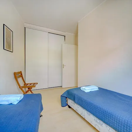 3 Bedrooms In Center And South Terrace *