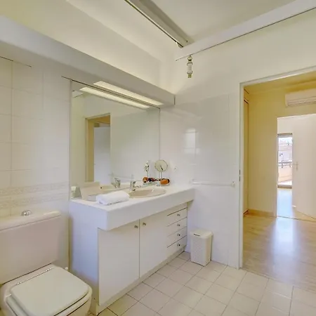3 Bedrooms In Center And South Terrace * Cannes