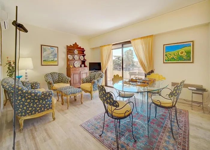 Appartamento 3 Bedrooms In Center And South Terrace Cannes