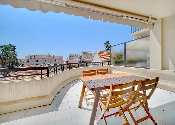 Appartamento 3 Bedrooms In Center And South Terrace *