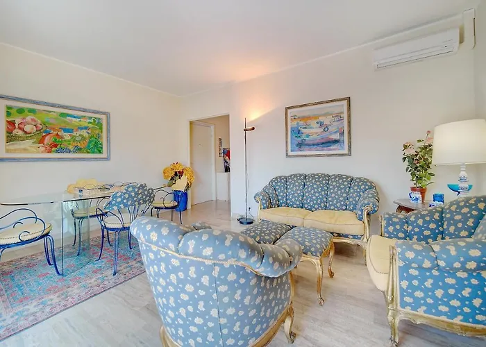 Appartamento 3 Bedrooms In Center And South Terrace *