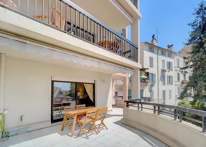 Appartamento 3 Bedrooms In Center And South Terrace