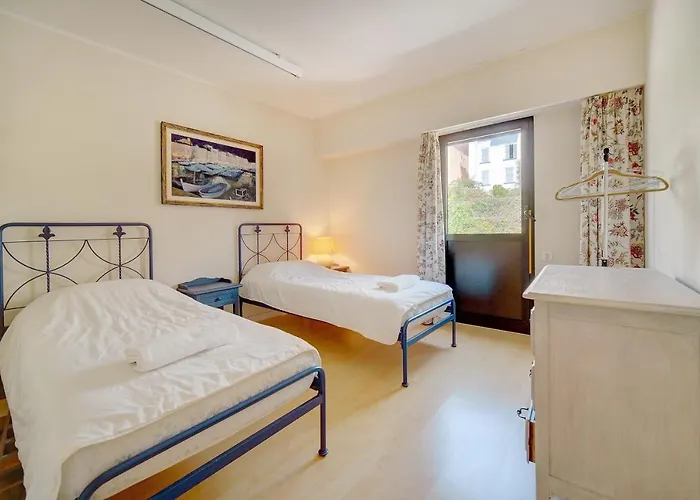3 Bedrooms In Center And South Terrace * Cannes
